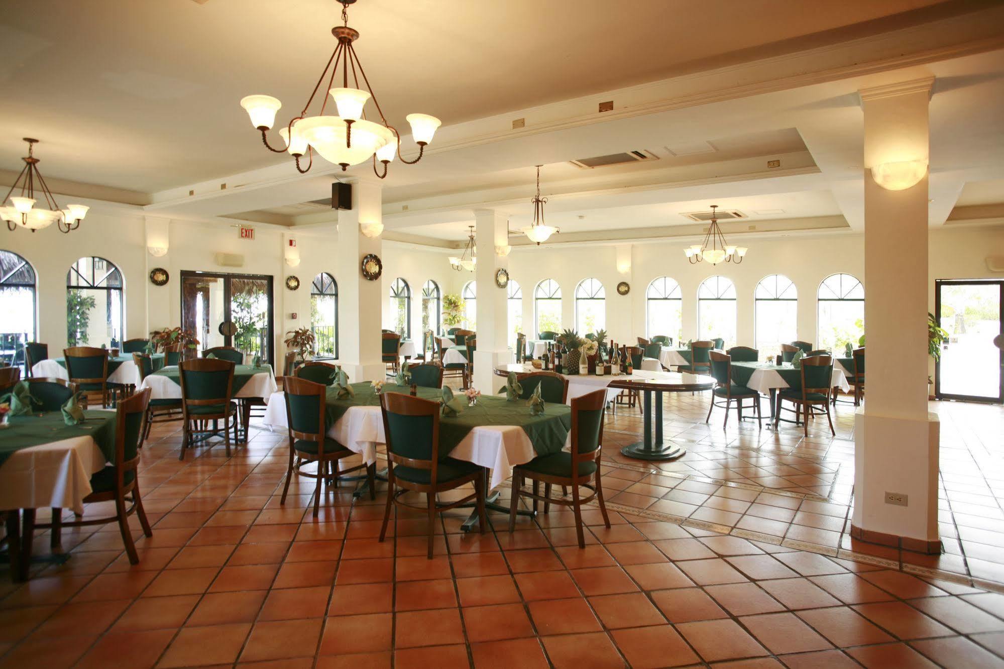 Rota Resort & Country Club Exterior photo